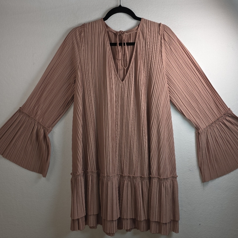 Free People Can't Help It Pleated Bell Sleeve Mini Dress Mauve Size M - Picture 11 of 11